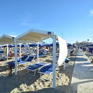 Отель - Enjoy Your Summer -beach Village Incluso, Риччоне